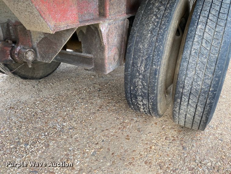 image for item DK6444 2002 Materials Inc.  end dump trailer