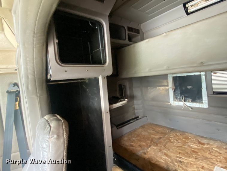 image for item DK6445 2006 Peterbilt 379  semi truck