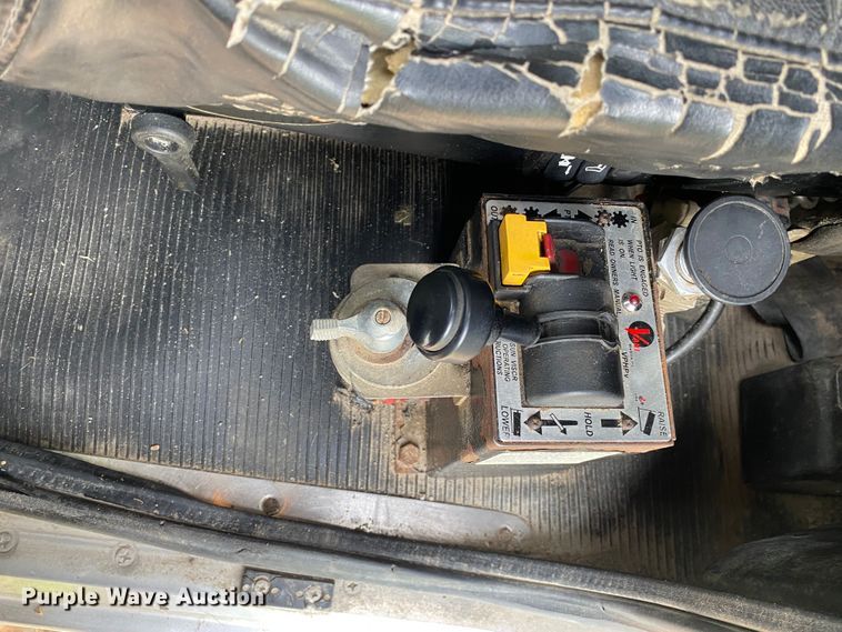 image for item DK6445 2006 Peterbilt 379  semi truck