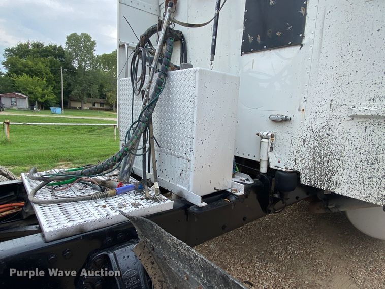 image for item DK6445 2006 Peterbilt 379  semi truck