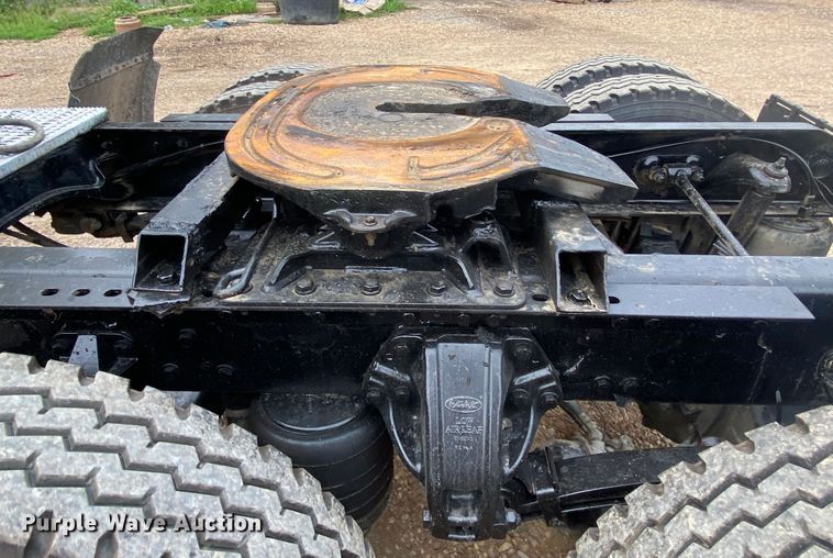 image for item DK6445 2006 Peterbilt 379  semi truck