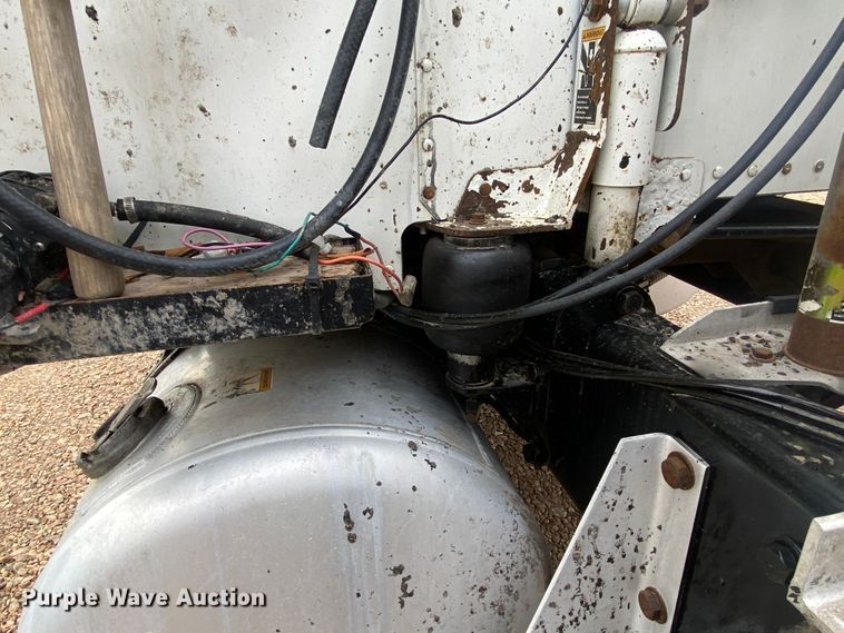 image for item DK6445 2006 Peterbilt 379  semi truck