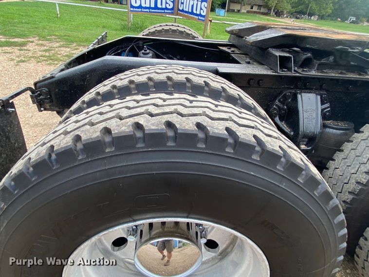 image for item DK6445 2006 Peterbilt 379  semi truck