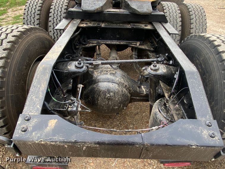 image for item DK6445 2006 Peterbilt 379  semi truck