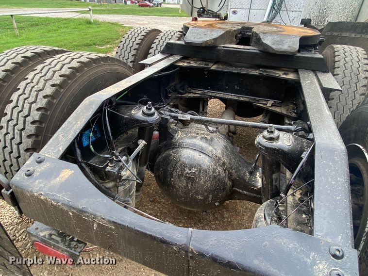 image for item DK6445 2006 Peterbilt 379  semi truck