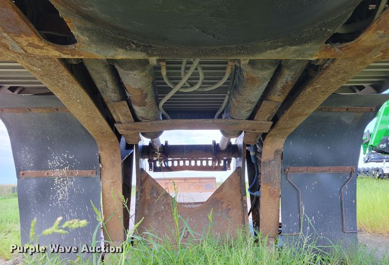 image for item DM7982 2008 Landoll Hauloll 825B  lowboy equipment trailer