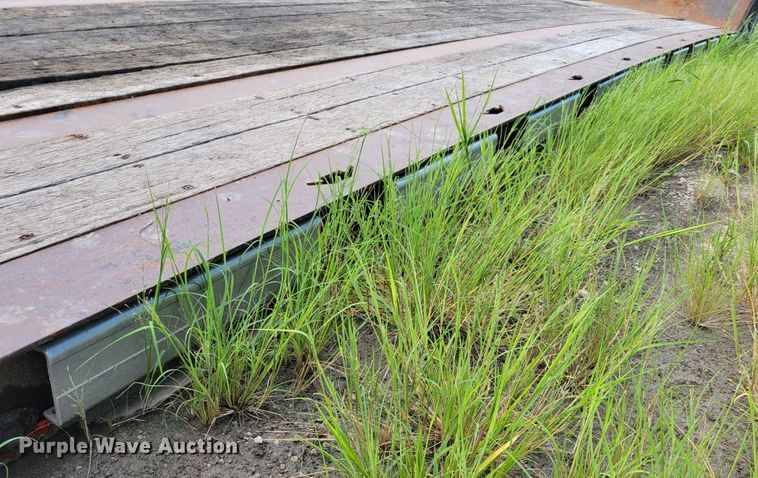 image for item DM7982 2008 Landoll Hauloll 825B  lowboy equipment trailer