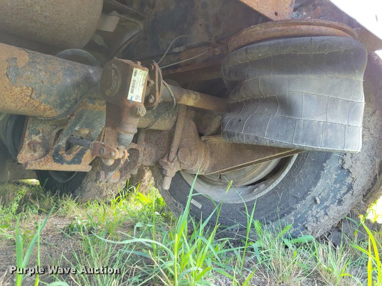 image for item DM7982 2008 Landoll Hauloll 825B  lowboy equipment trailer