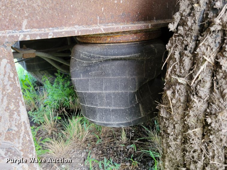 image for item DM7982 2008 Landoll Hauloll 825B  lowboy equipment trailer