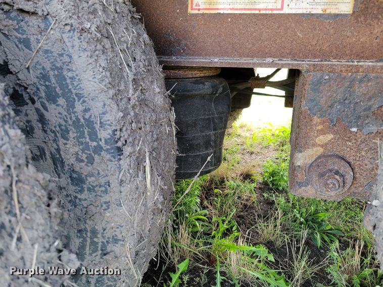 image for item DM7982 2008 Landoll Hauloll 825B  lowboy equipment trailer