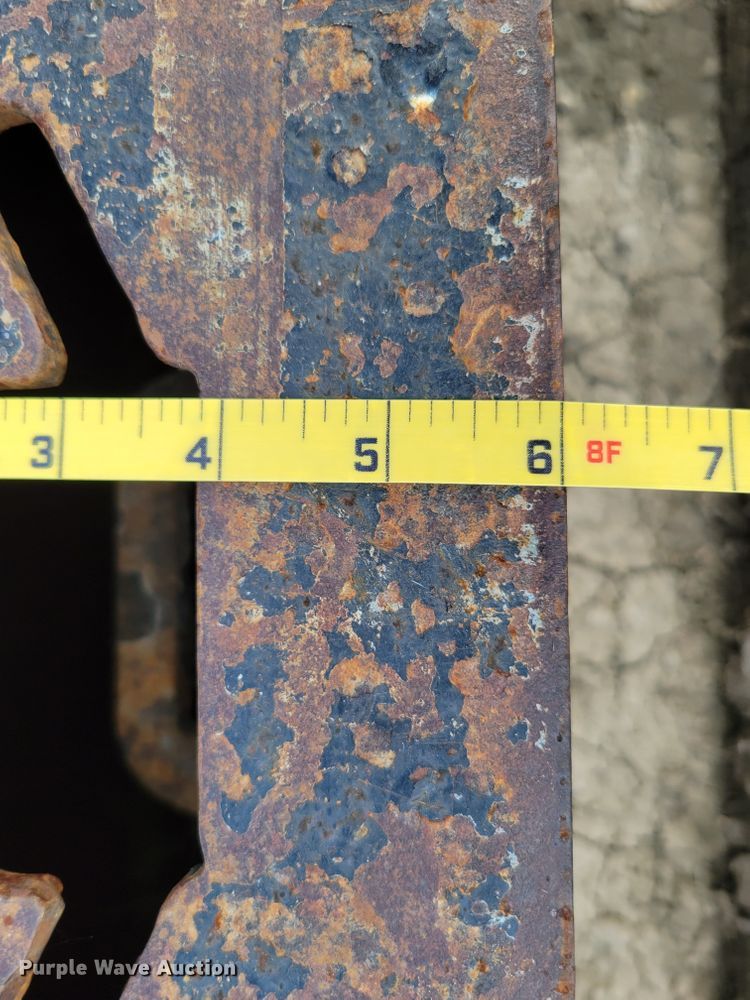 image for item DM7982 2008 Landoll Hauloll 825B  lowboy equipment trailer