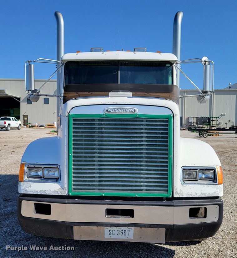 image for item DM7983 1997 Freightliner FLC120  semi truck