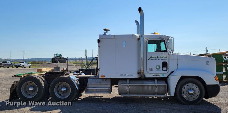 image for item DM7983 1997 Freightliner FLC120  semi truck