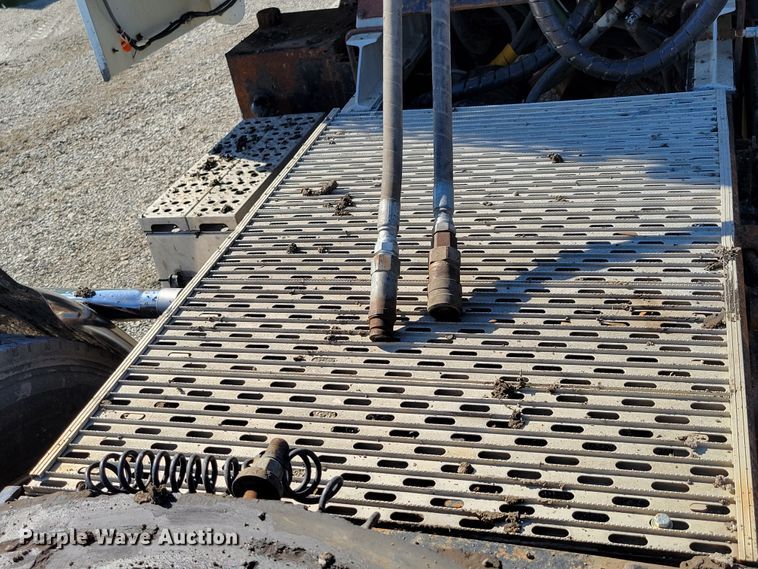 image for item DM7983 1997 Freightliner FLC120  semi truck