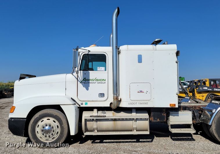 image for item DM7983 1997 Freightliner FLC120  semi truck