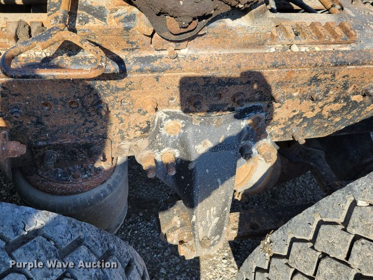 image for item DM7983 1997 Freightliner FLC120  semi truck