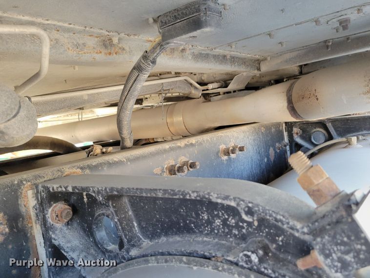 image for item DM7983 1997 Freightliner FLC120  semi truck