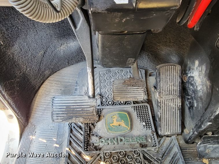 image for item DM7983 1997 Freightliner FLC120  semi truck