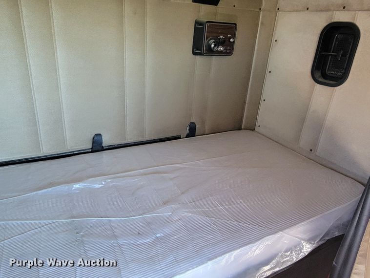 image for item DM7983 1997 Freightliner FLC120  semi truck