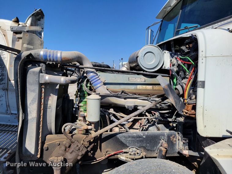 image for item DM7983 1997 Freightliner FLC120  semi truck