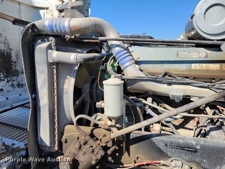 image for item DM7983 1997 Freightliner FLC120  semi truck