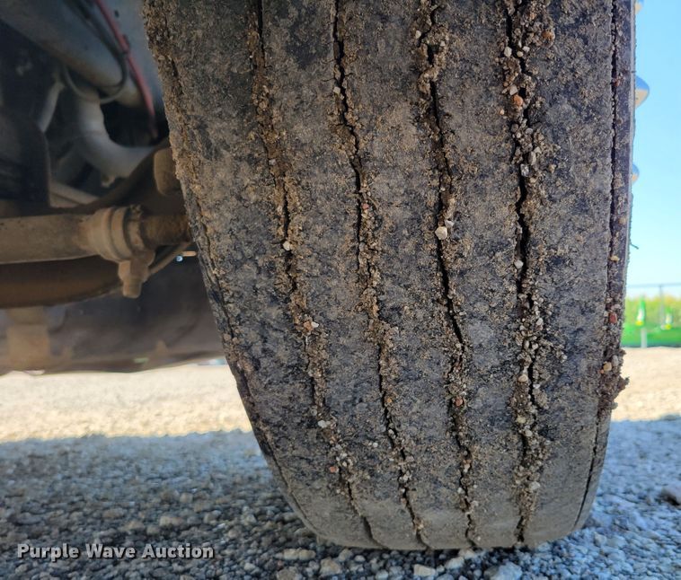 image for item DM7983 1997 Freightliner FLC120  semi truck