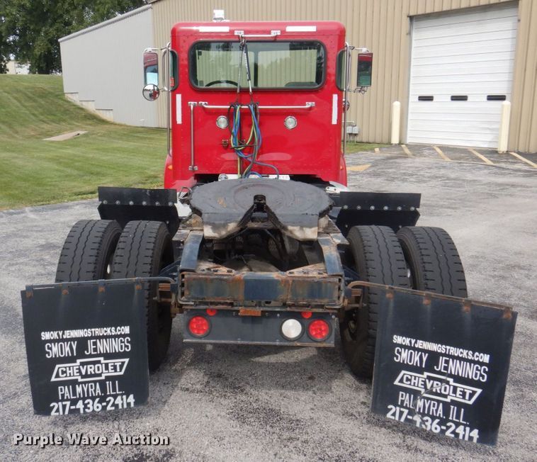 image for item DP0315 2013 Peterbilt 337  semi truck