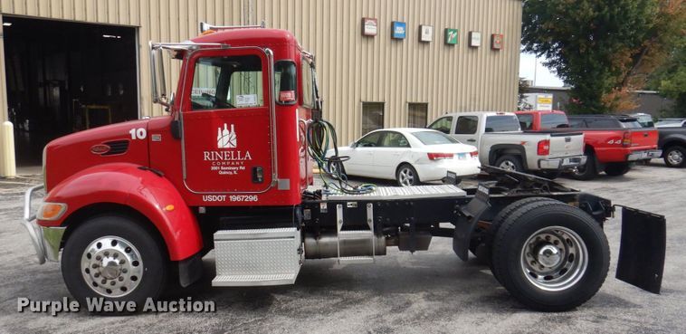 image for item DP0315 2013 Peterbilt 337  semi truck