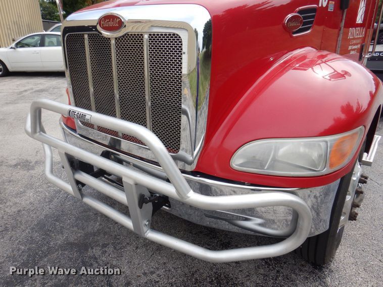 image for item DP0315 2013 Peterbilt 337  semi truck