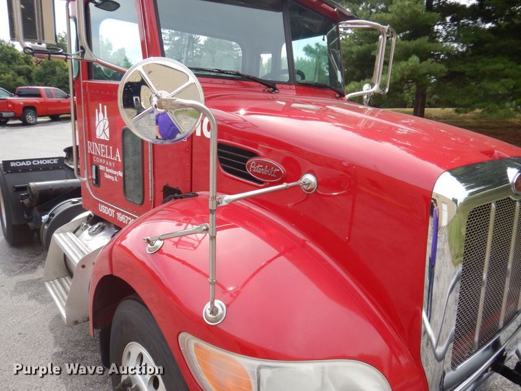 image for item DP0315 2013 Peterbilt 337  semi truck