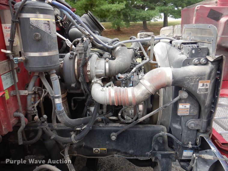 image for item DP0315 2013 Peterbilt 337  semi truck