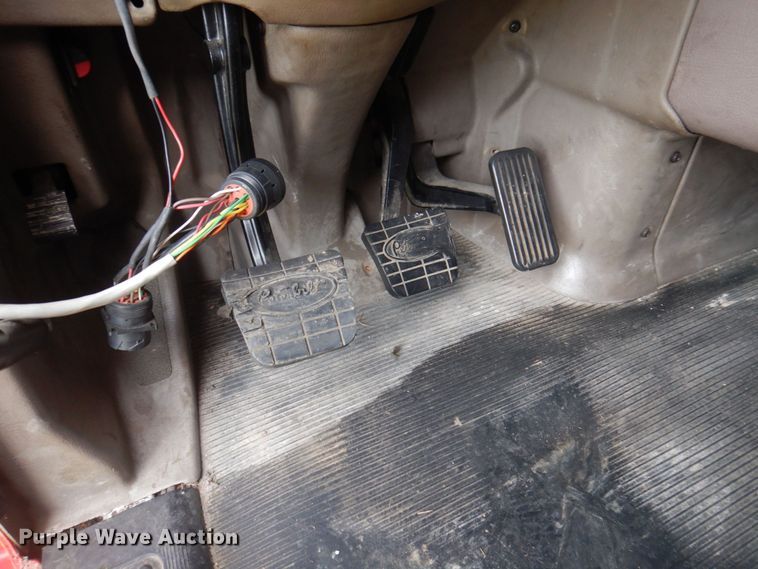 image for item DP0316 2005 Peterbilt 387  semi truck