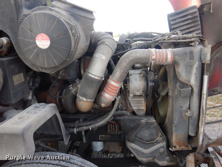 image for item DP0316 2005 Peterbilt 387  semi truck