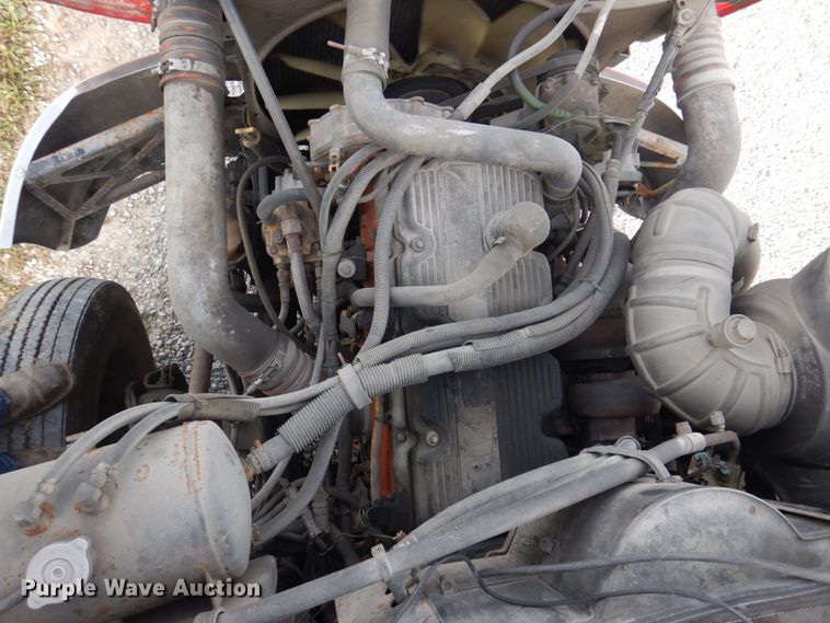 image for item DP0316 2005 Peterbilt 387  semi truck