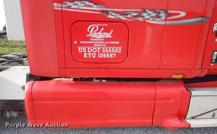 image for item DP0316 2005 Peterbilt 387  semi truck