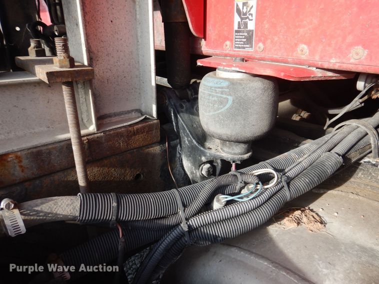 image for item DP0316 2005 Peterbilt 387  semi truck