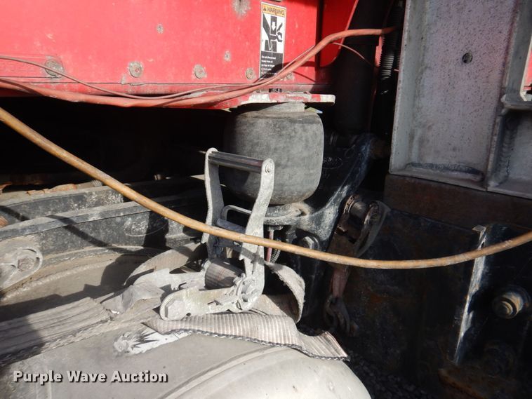 image for item DP0316 2005 Peterbilt 387  semi truck