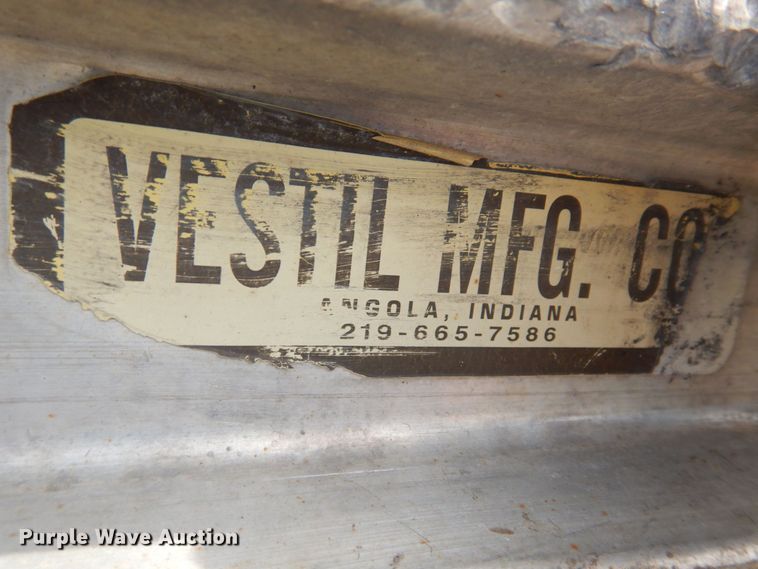 image for item DP0317 2013 Fontaine HCICD22RSA  drop deck equipment trailer