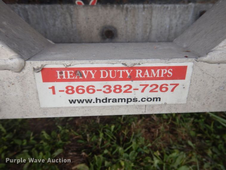 image for item DP0317 2013 Fontaine HCICD22RSA  drop deck equipment trailer