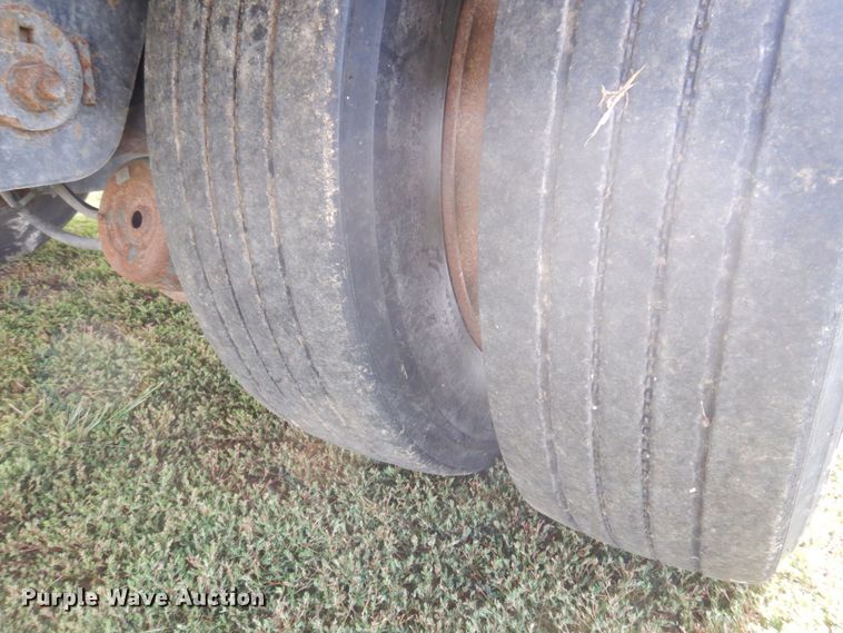 image for item DP0317 2013 Fontaine HCICD22RSA  drop deck equipment trailer