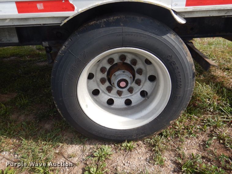 image for item DP0317 2013 Fontaine HCICD22RSA  drop deck equipment trailer