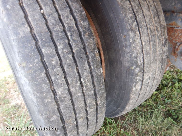 image for item DP0317 2013 Fontaine HCICD22RSA  drop deck equipment trailer