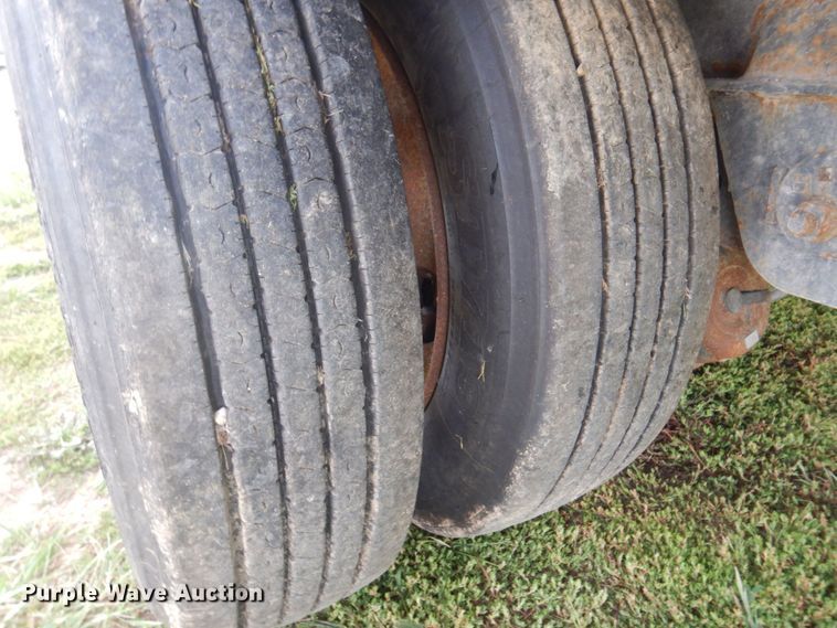 image for item DP0317 2013 Fontaine HCICD22RSA  drop deck equipment trailer