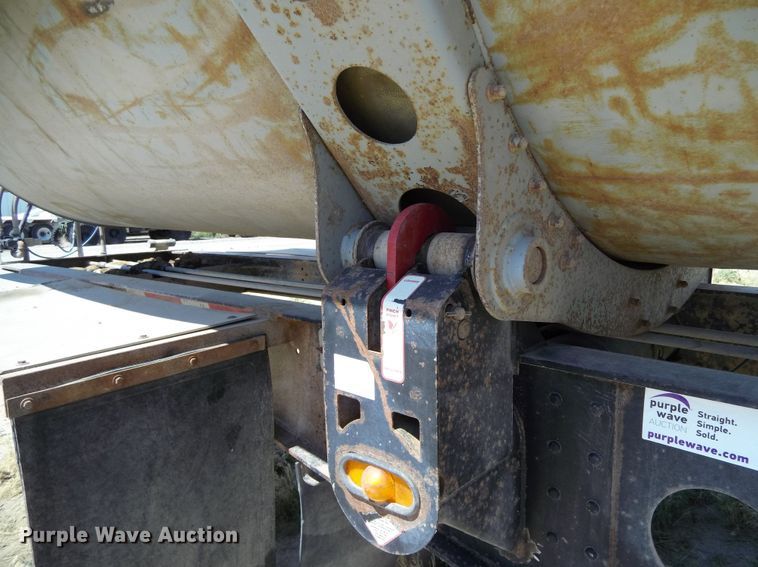 image for item DR1322 2007 SiDump'r SDR325  side dump trailer