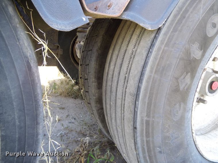 image for item DR1322 2007 SiDump'r SDR325  side dump trailer