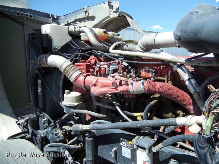 image for item DR1323 2008 Peterbilt 389  semi truck