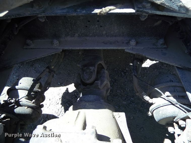 image for item DR1323 2008 Peterbilt 389  semi truck