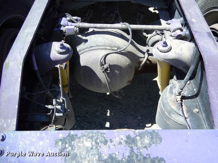 image for item DR1323 2008 Peterbilt 389  semi truck