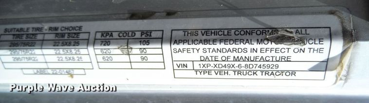 image for item DR1323 2008 Peterbilt 389  semi truck