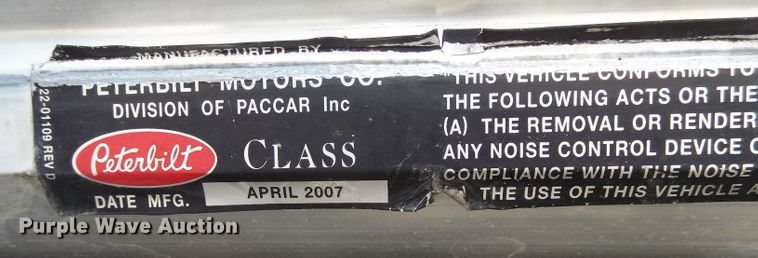 image for item DR1323 2008 Peterbilt 389  semi truck